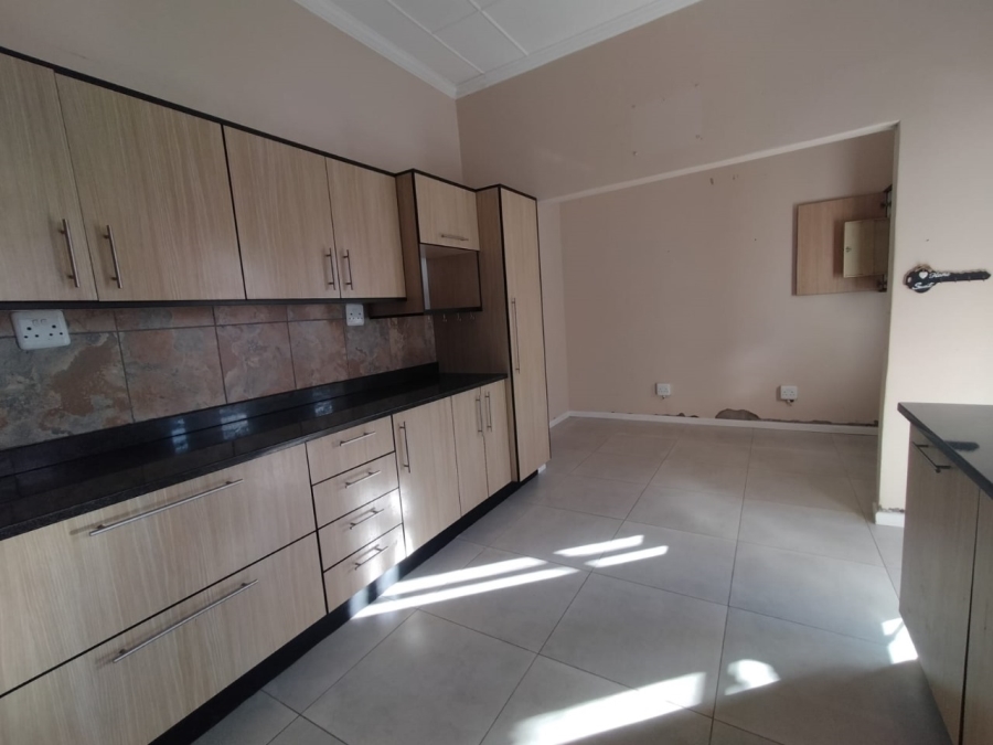 3 Bedroom Property for Sale in Cambridge Eastern Cape